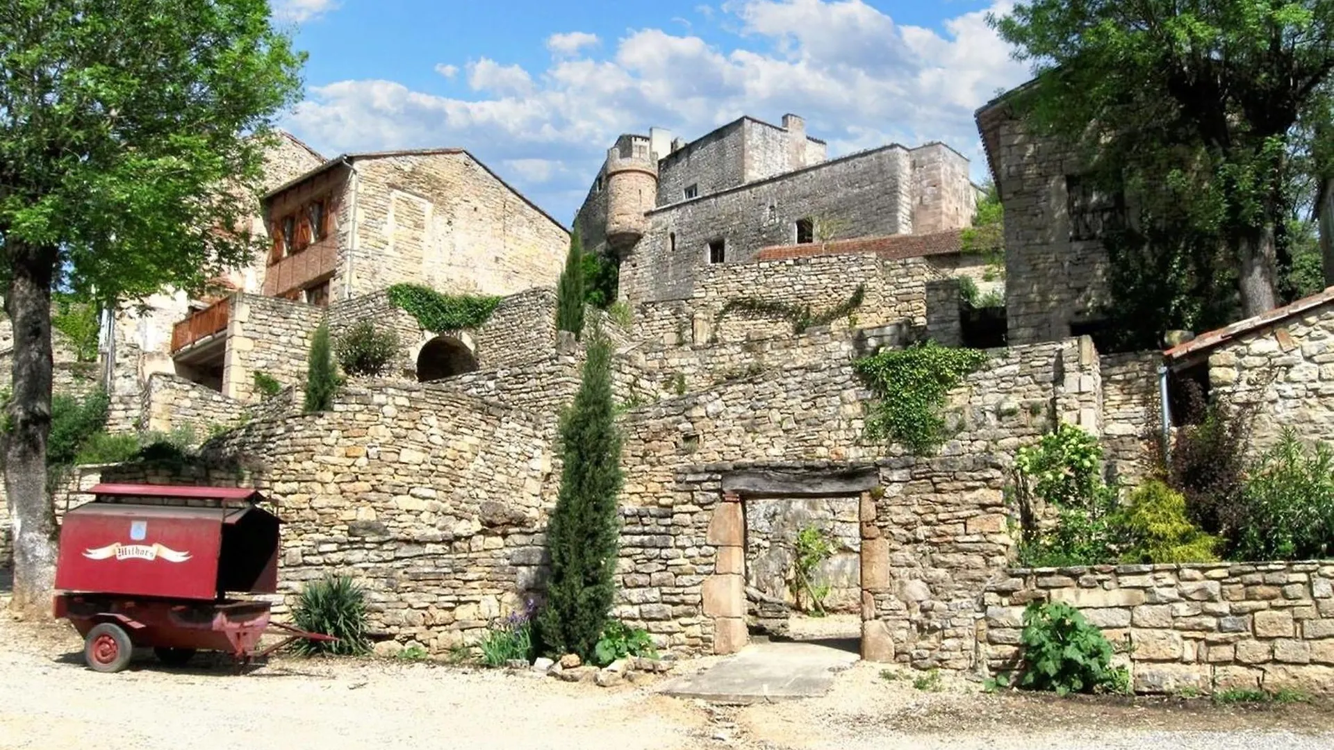 Maison Charmante A Milhars Avec Terrasse Et Vue Sur La Ville 別荘